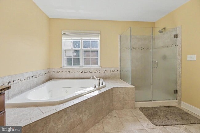 Building Photo - 228 Leffler Cir