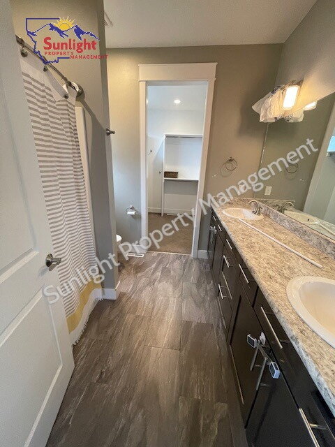 Building Photo - Spacious 4-Bedroom, 3-Bath Home in Desirable Neighborhood – Available February 1, 2026