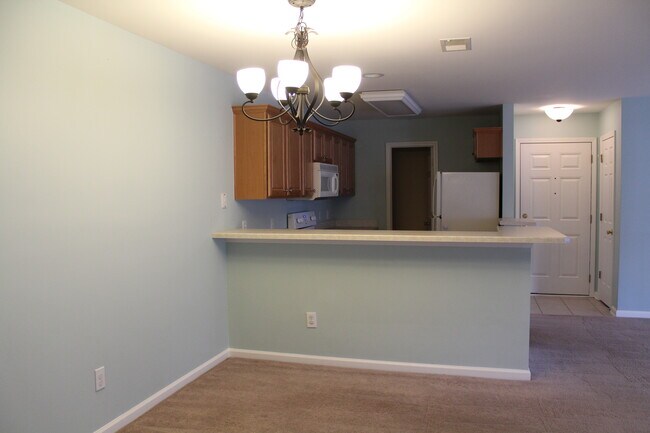 Building Photo - 4648 Fringetree Dr