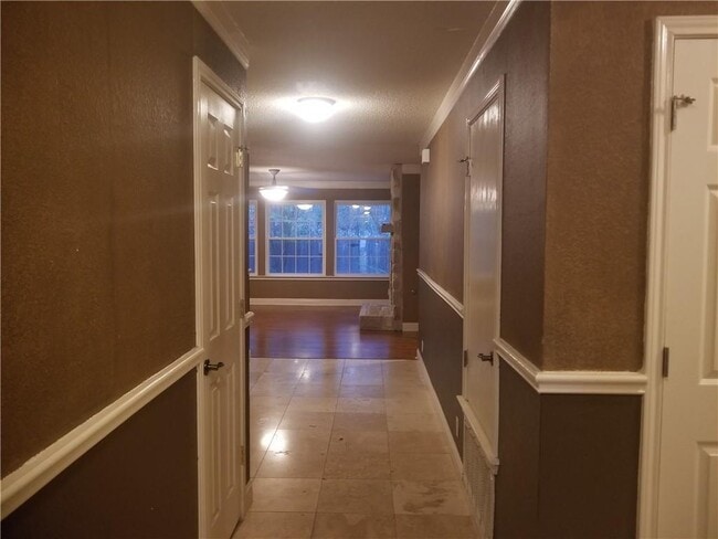 Building Photo - 9716 Copper Creek Dr