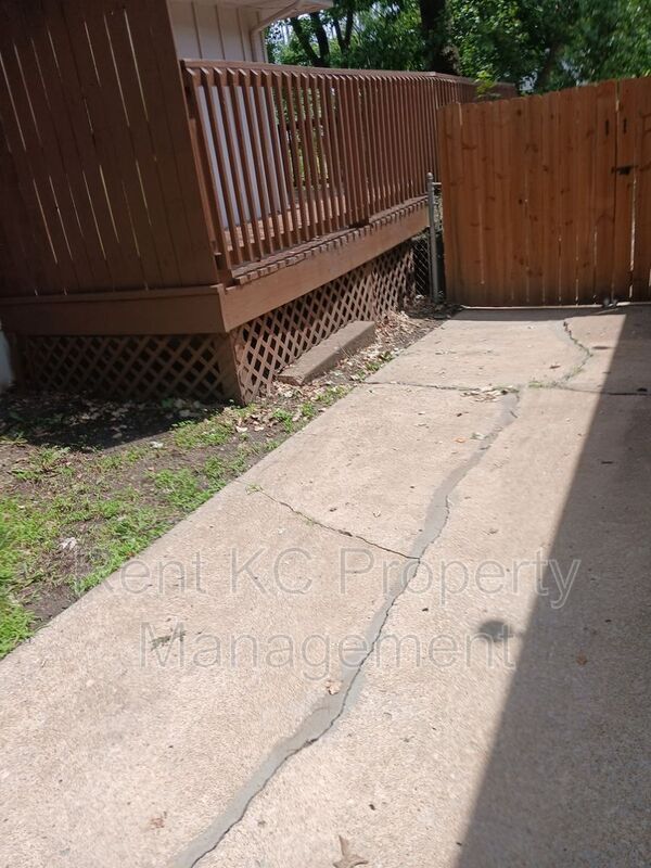 Building Photo - 513 NW 88th St