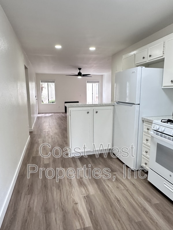 Building Photo - 3539 Roosevelt St