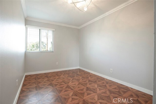 Building Photo - 1711 Grismer Ave