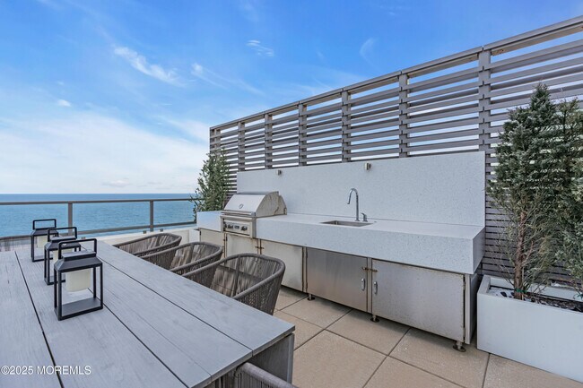 Building Photo - 1101 Ocean Ave N