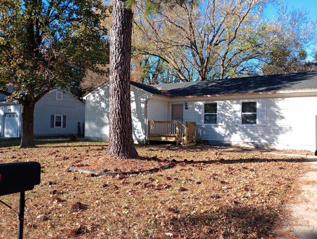 Primary Photo - 2 Bedroom, 2 Full Bath Single Family Home ...