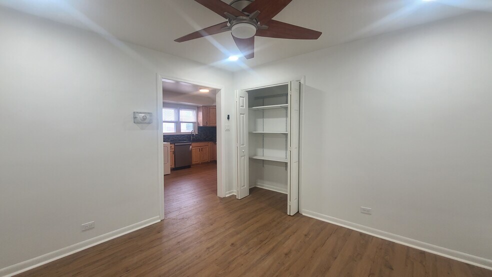 Building Photo - 589 Bramhall Ave