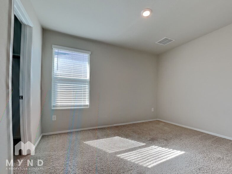 Building Photo - 15117 Siberian Elm Ln