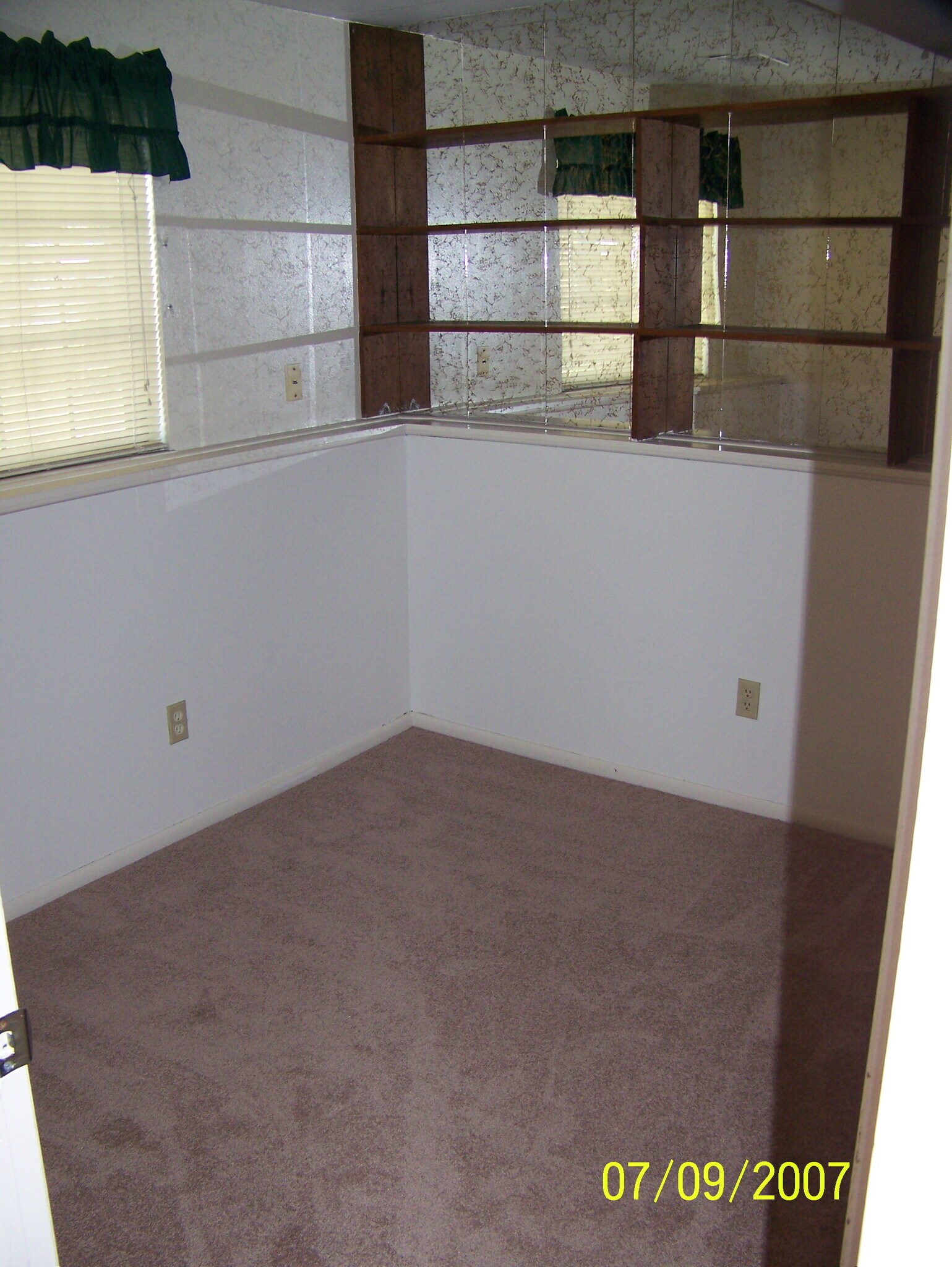 Building Photo - 10594 W 106th Way