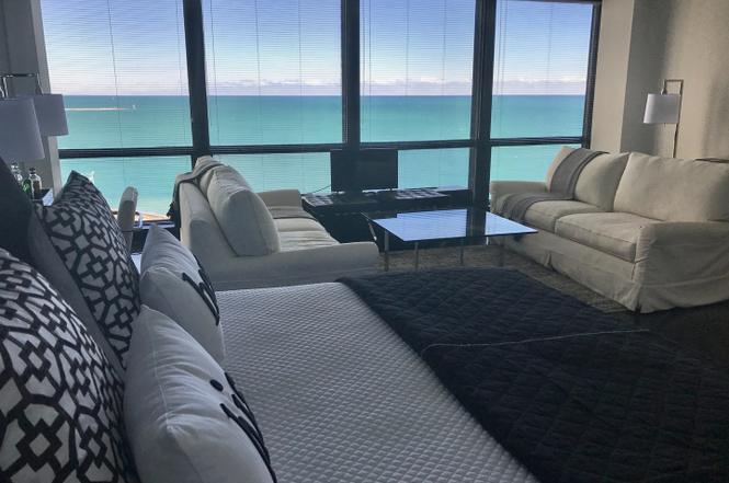 Building Photo - 900 N Lake Shore Dr