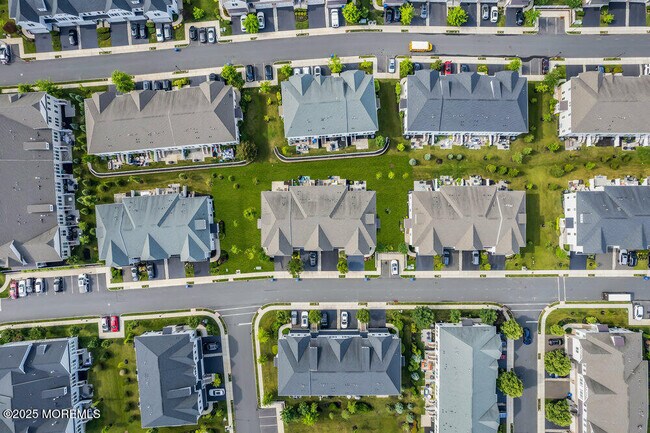 Building Photo - 26 Malcolm Way