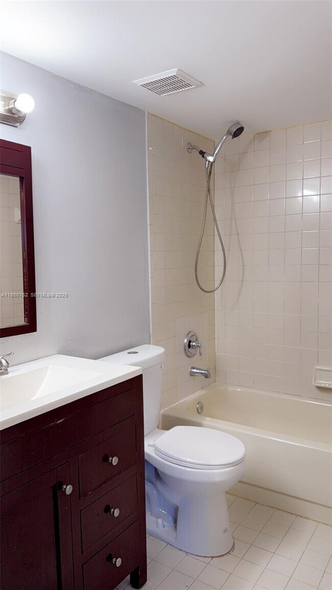 Building Photo - 3955 Village Dr