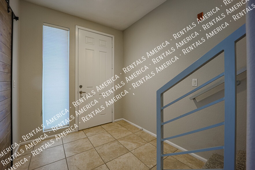 Building Photo - 6745 N 93RD Ave