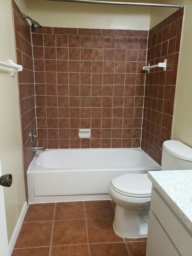 Building Photo - 16526 Brigadoon Dr