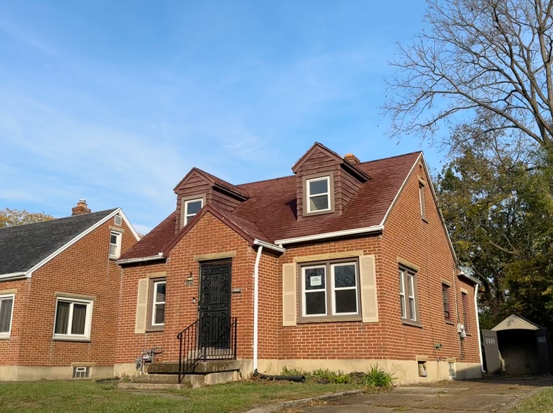 Primary Photo - 4105 W 2nd St