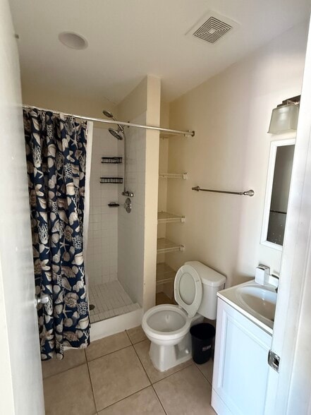 Building Photo - 626 Josephine Parker Rd