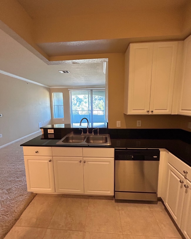 Building Photo - 8539 Gate Pkwy W