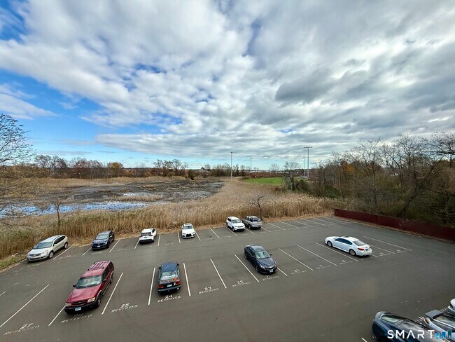 Building Photo - 1168 Main St