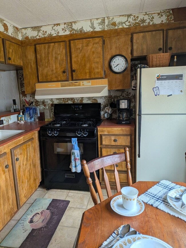 Building Photo - 28513 S Palm Ct Dr