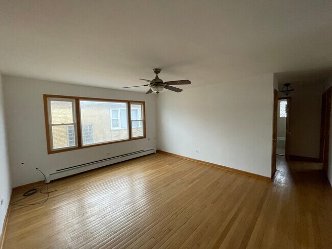 Living Room - 8000 Grand Ave