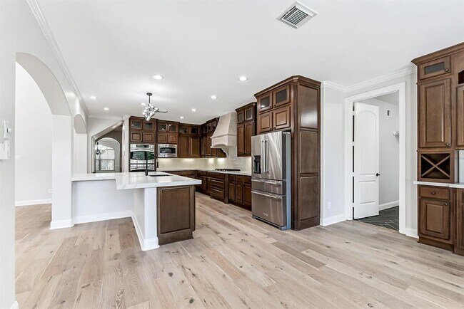 Building Photo - 10126 Springfield Ridge Dr