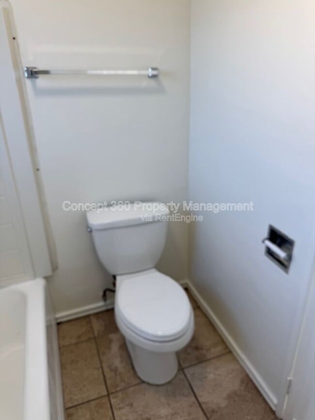 Building Photo - 9855 1/2 Arkansas St