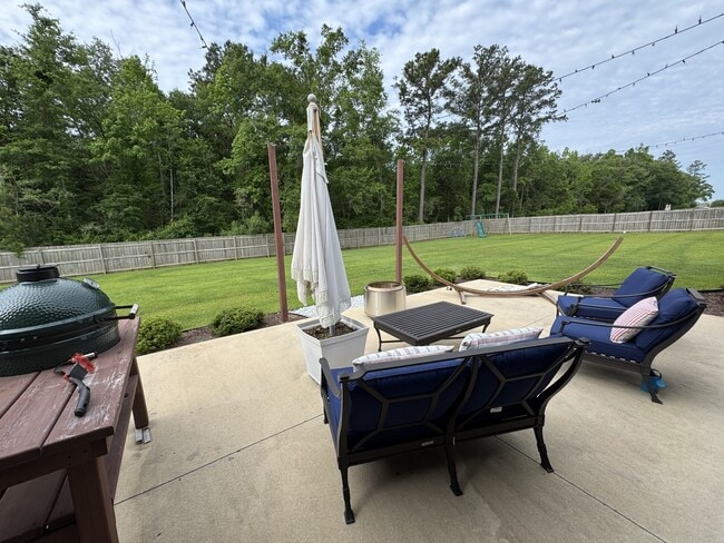 Building Photo - 4007 Amble Wy