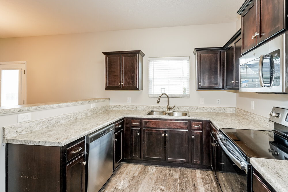 Building Photo - 1626 Sunray Dr