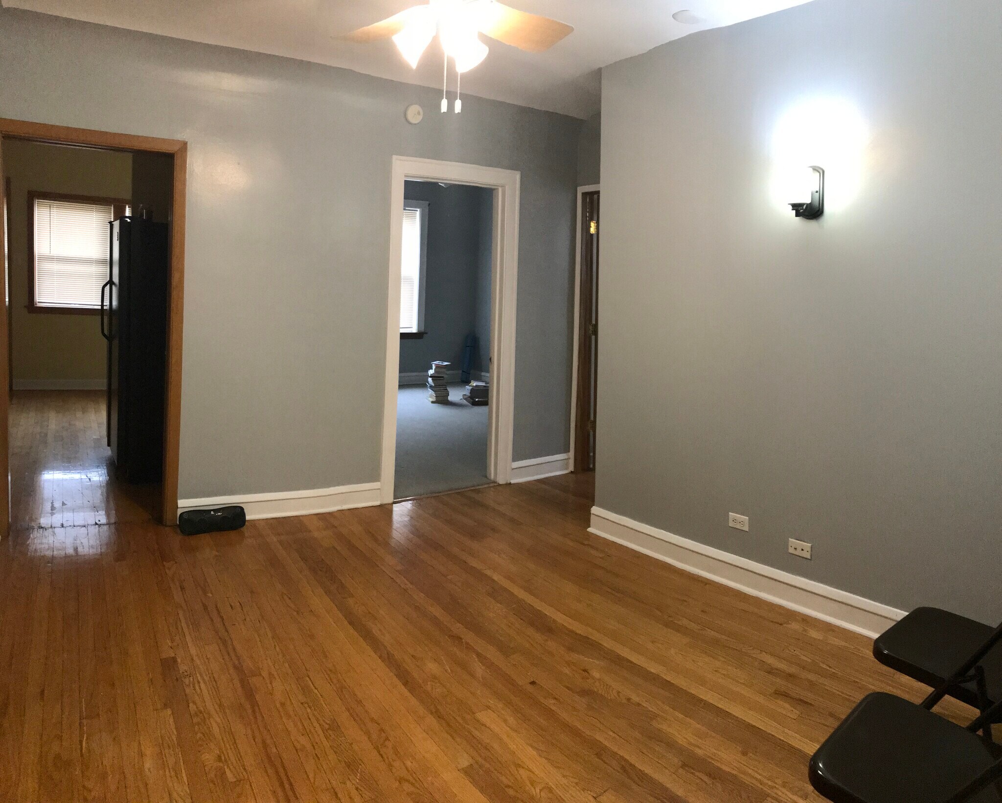 dining area - 10028 S Oakley Ave