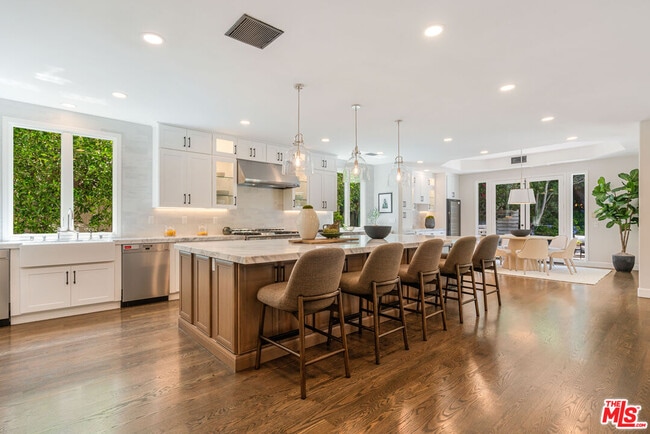 Building Photo - 11797 Chaparal St