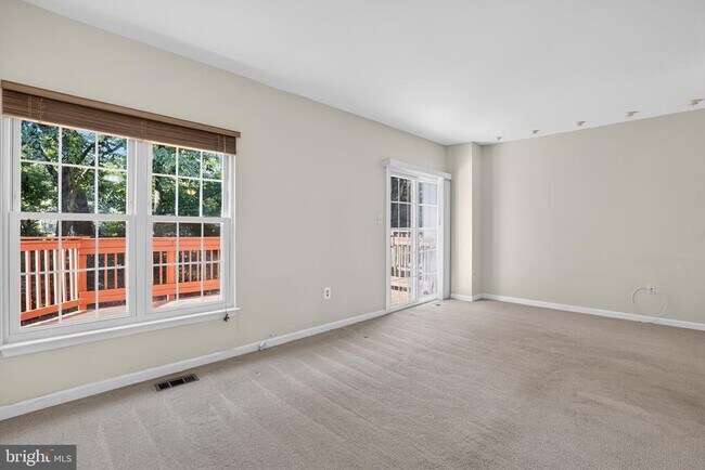 Building Photo - 5926 Gunther Ct