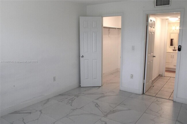 Building Photo - 9455 W Flagler St