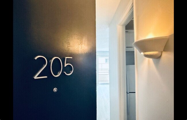 Building Photo - 2300 Front St