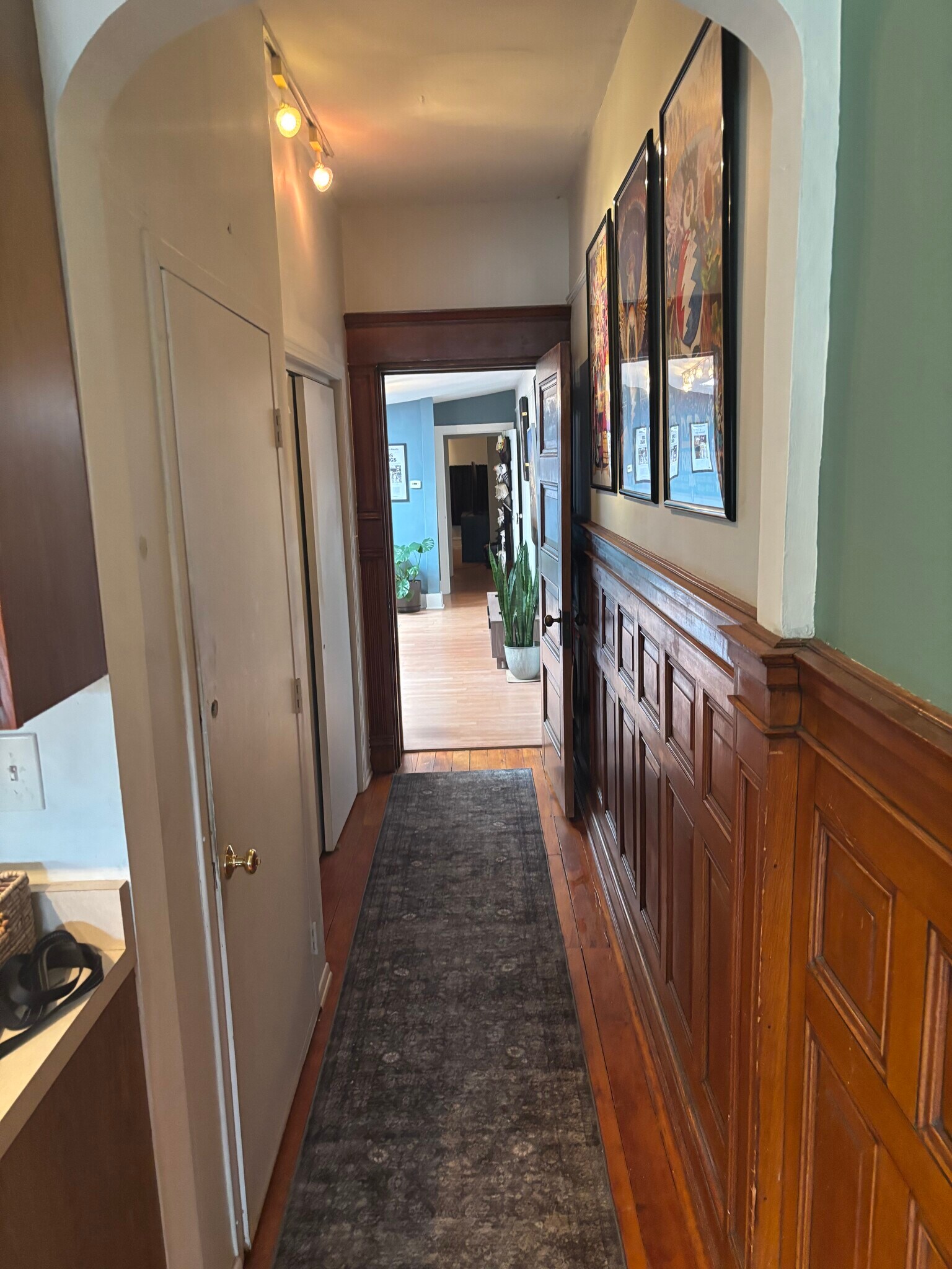 Hallway - 1211 Buena Vista St