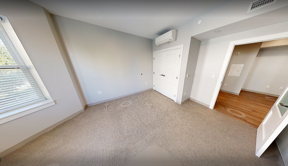 Building Photo - 55 Hemenway St