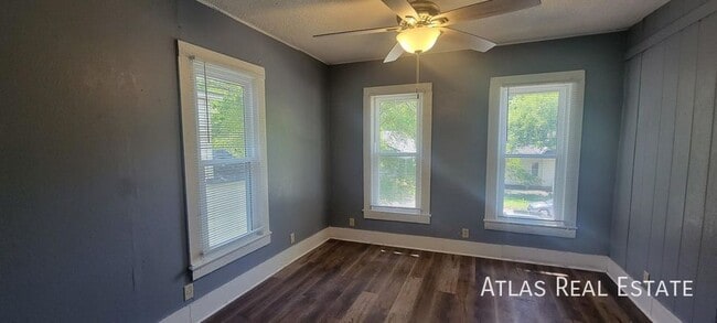 Building Photo - 224 Spruce St