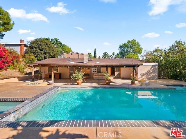 Building Photo - 6009 Maury Ave