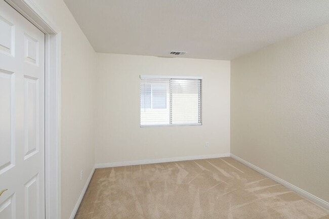 Building Photo - 26400 Castle Ln