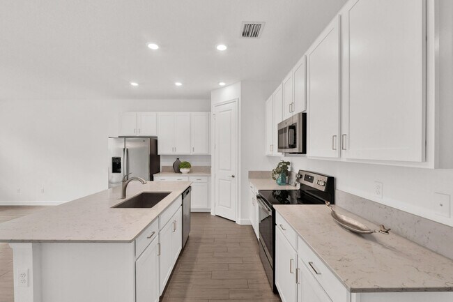 Building Photo - 4989 Navali Dr