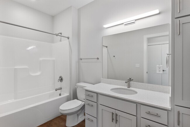 Building Photo - One Bed/One Bath - Poppy