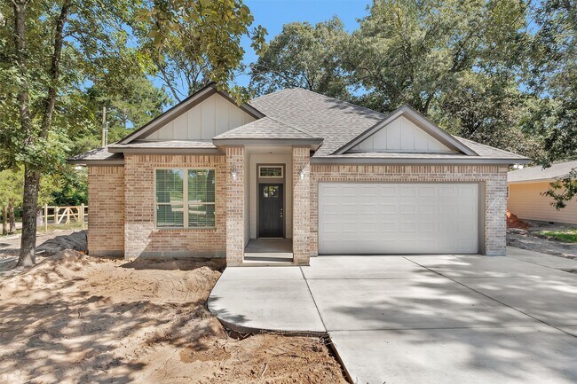 Building Photo - 11101 Park Dr