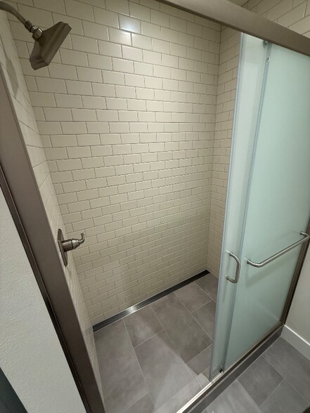 Building Photo - 849 Spring St