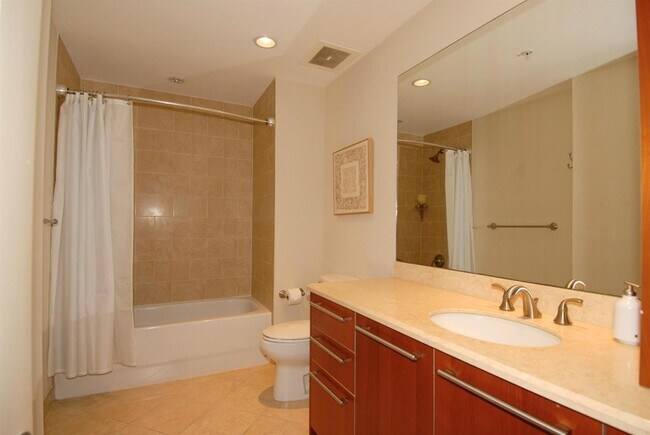 Building Photo - 4445 El Mar Dr