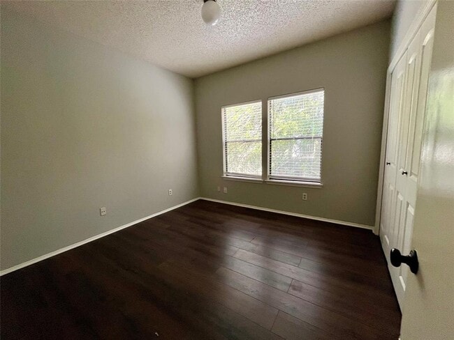 Building Photo - 5309 Indio Dr