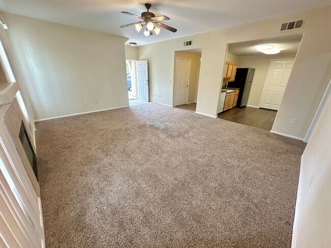 Building Photo - 9975 Peace Way