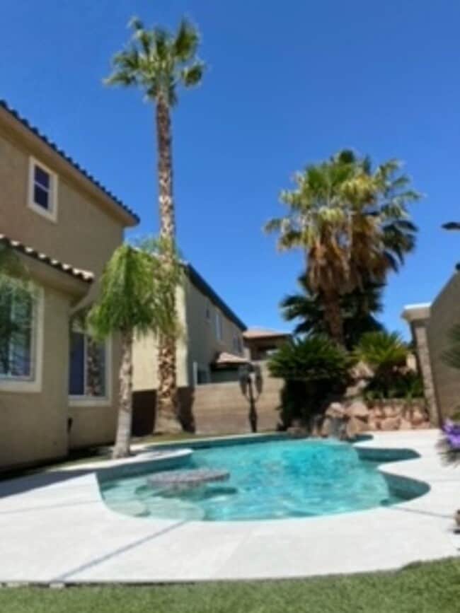 Building Photo - Beautiful 2 story home in Southern Highlands- Just Reduced AND 2 weeks Free!!