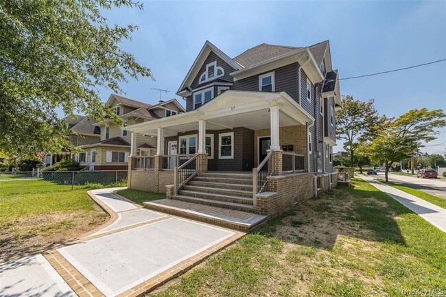 Building Photo - 57 Earle Ave