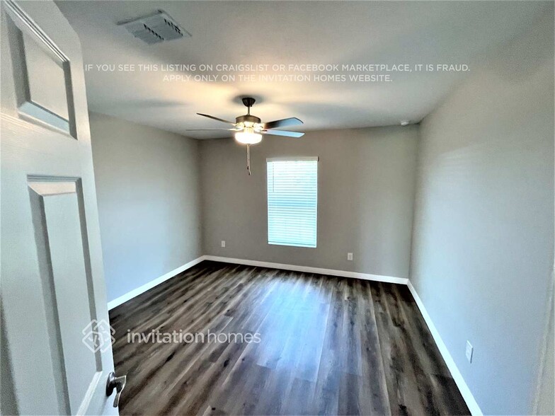 Building Photo - 16314 Minorca Dr