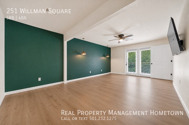 Building Photo - 251 Willman Square
