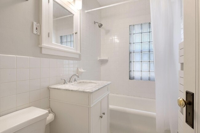 Building Photo - 5004 Oliver Ave S