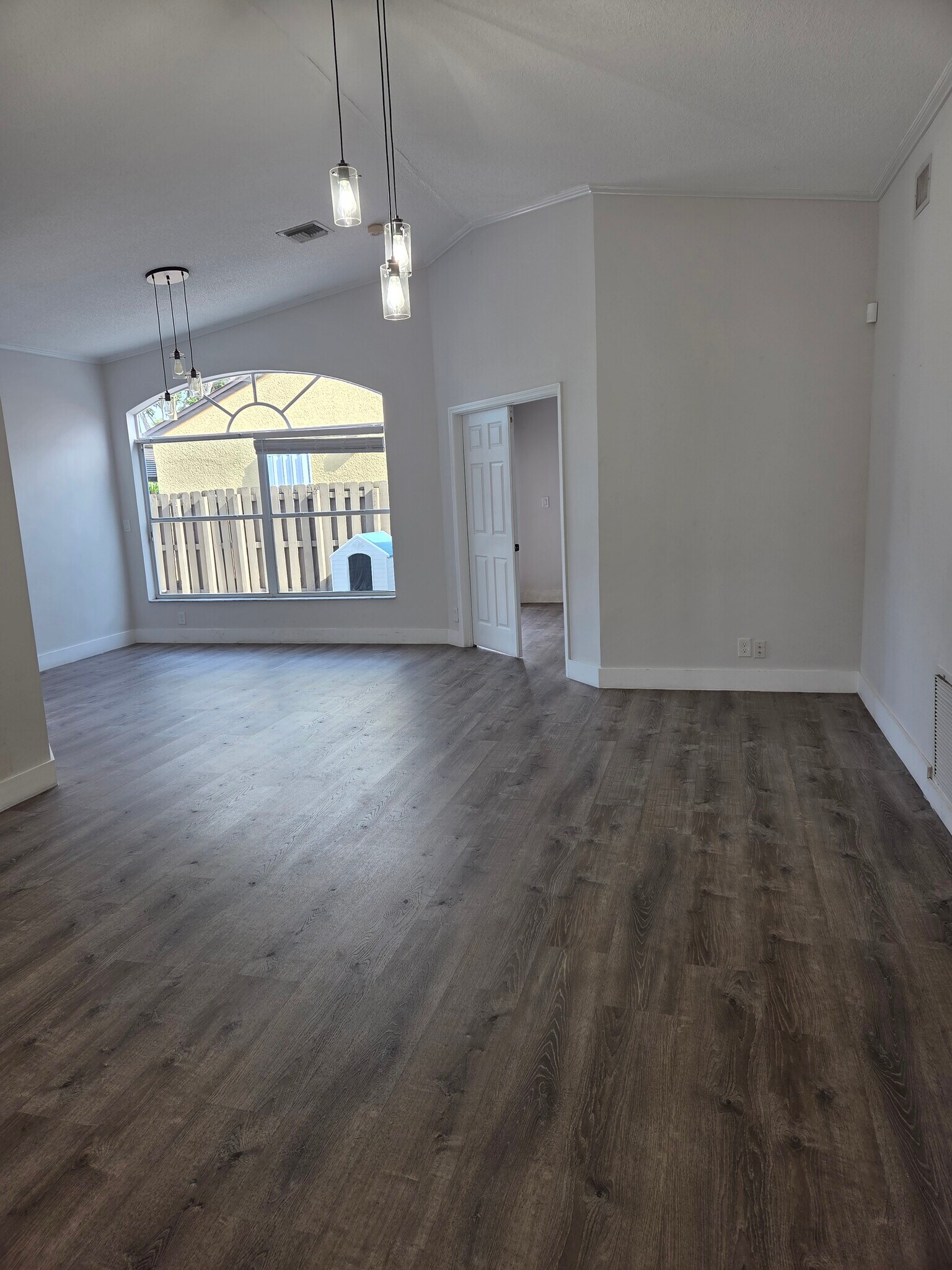 Building Photo - 8050 SW 157th Pl